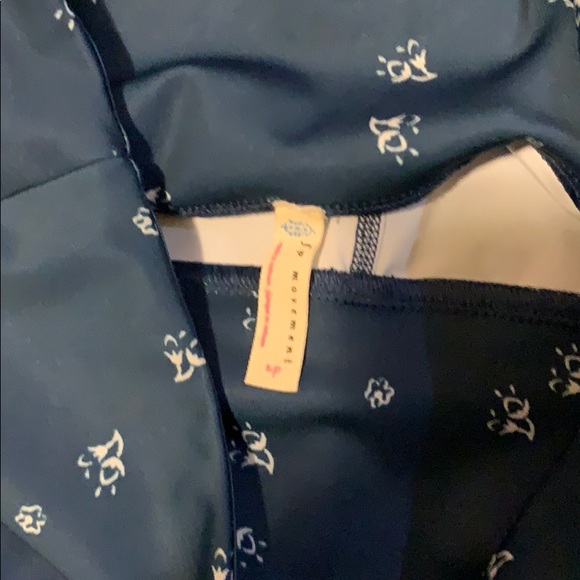 Free People Movement Sunny Bandana Yoga Leggings. - Picture 5 of 5